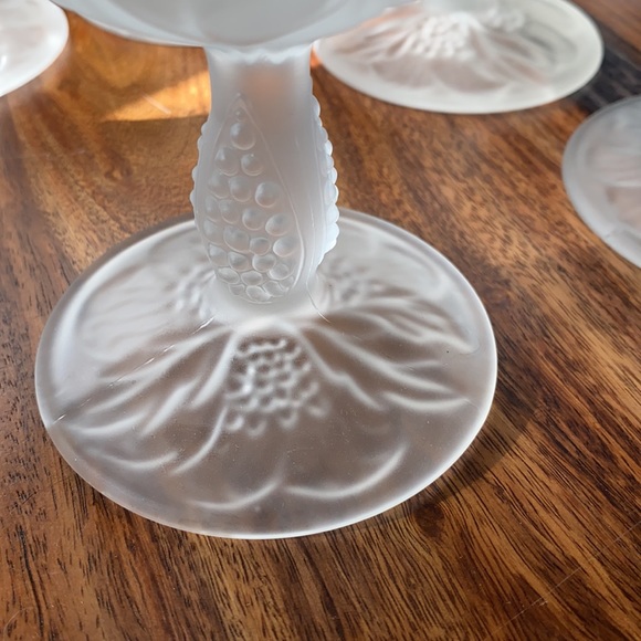 Vintage wine glasses with fronted vines - Picture 3 of 4